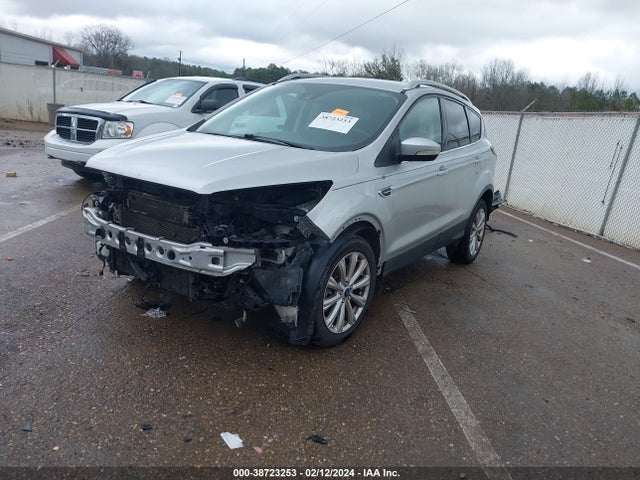 Ford Escape Titanium 2017 1FMCU9JD2HUC82228 Image 2