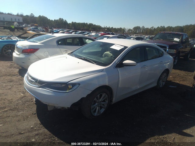 Chrysler 200 Limited Platinum 2016 1C3CCCAB1GN178877 Image 2