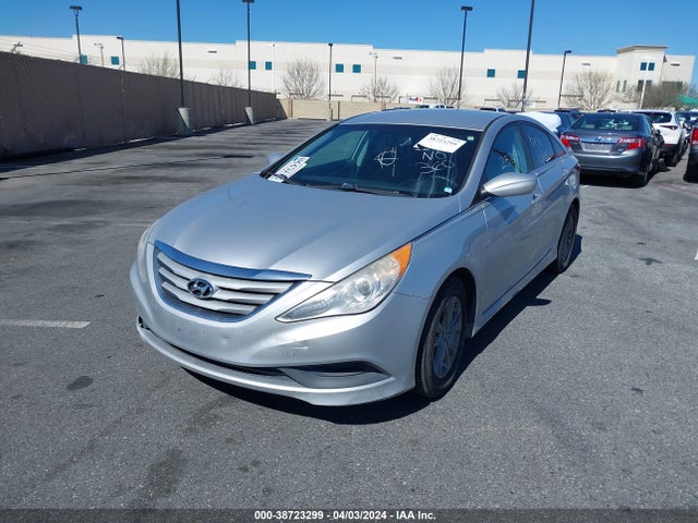 Hyundai SONATA GLS 2014 5NPEB4ACXEH900141 Image 2