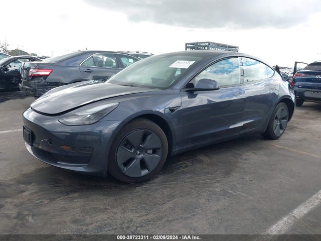 Tesla Model 3 Rear-wheel Drive 2023 5YJ3E1EAXPF454371 Image 2