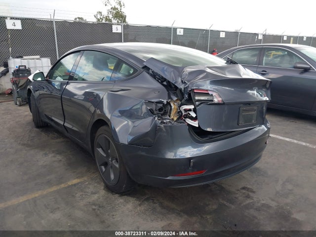 Tesla Model 3 Rear-wheel Drive 2023 5YJ3E1EAXPF454371 Image 3