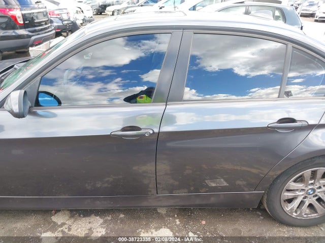 2006 BMW 325I VIN: WBAVB13506PT18677