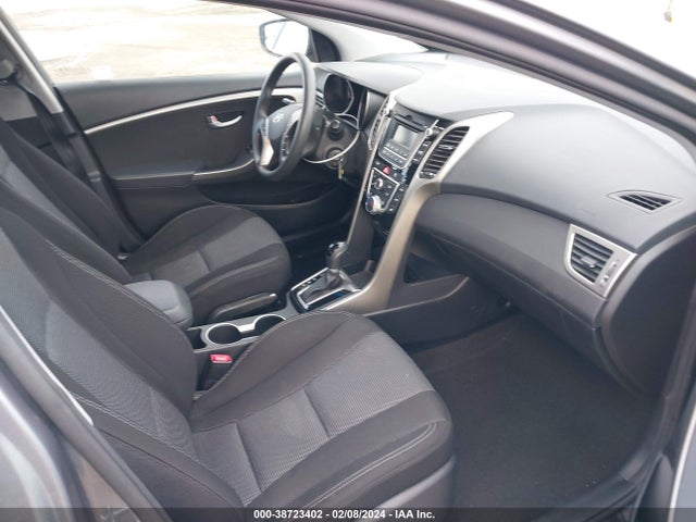 Hyundai ELANTRA GT 2016 KMHD35LH0GU323972 Image 5