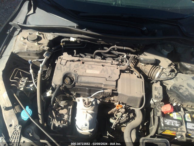 Honda ACCORD LX 2017 1HGCR2F38HA263439 Image 10