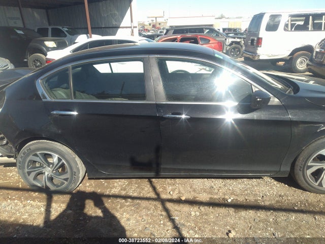 Honda ACCORD LX 2017 1HGCR2F38HA263439 Image 13