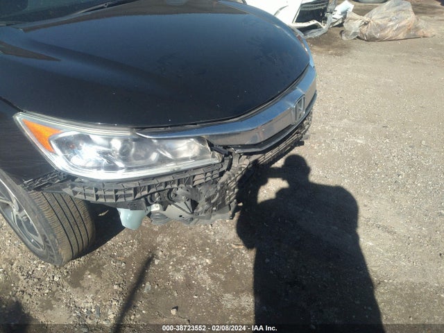 Honda ACCORD LX 2017 1HGCR2F38HA263439 Image 17