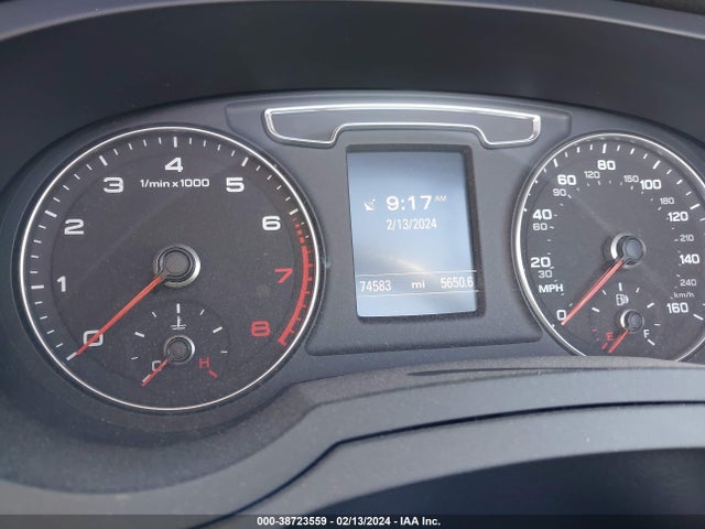 WA1GCCFS1HR000929 Audi Q3 2.0t Premium