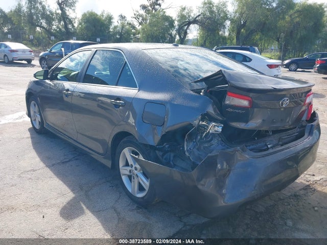2014 TOYOTA CAMRY SE VIN: 4T1BF1FK4EU361992