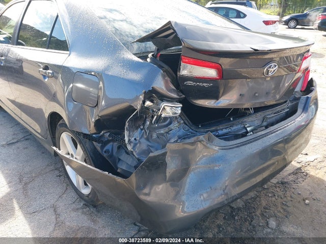 2014 TOYOTA CAMRY SE VIN: 4T1BF1FK4EU361992