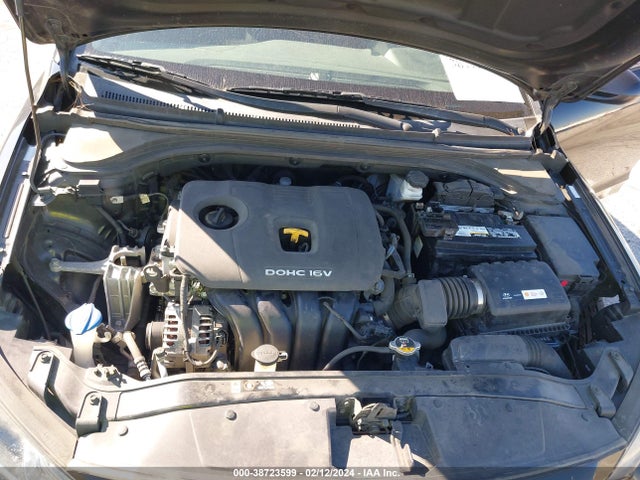 Hyundai Elantra Value Edition 2017 KMHD84LF3HU240774 Image 10