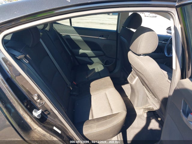 Hyundai Elantra Value Edition 2017 KMHD84LF3HU240774 Image 8