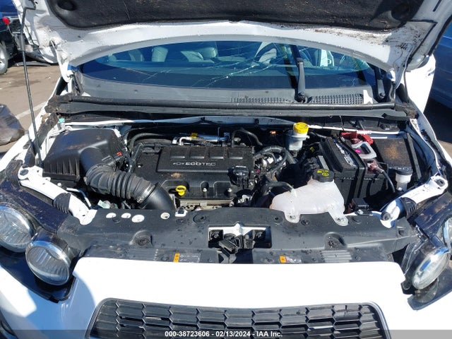 Chevrolet Sonic Ltz Auto 2016 1G1JE6SB3G4144547 Image 10
