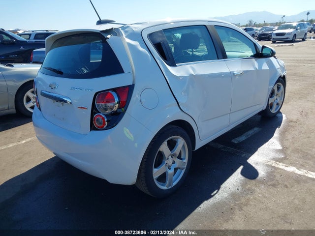 Chevrolet Sonic Ltz Auto 2016 1G1JE6SB3G4144547 Image 4