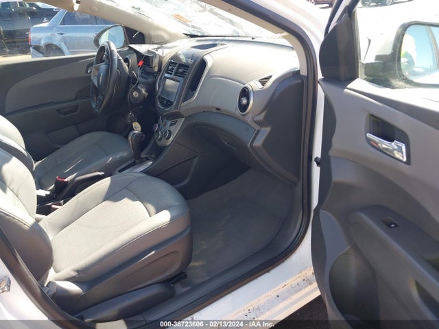 Chevrolet Sonic Ltz Auto 2016 1G1JE6SB3G4144547 Image 5