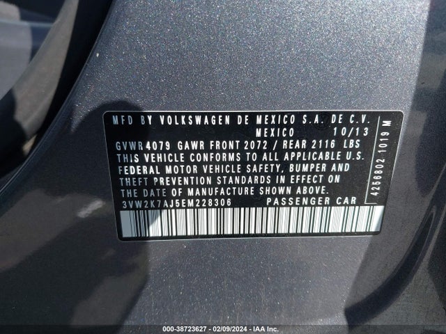 3VW2K7AJ5EM228306 Volkswagen Jetta 2.0l S