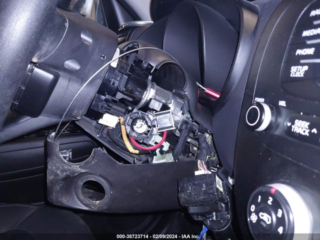 KIA Soul 2014 KNDJN2A20E7042054 Image 6