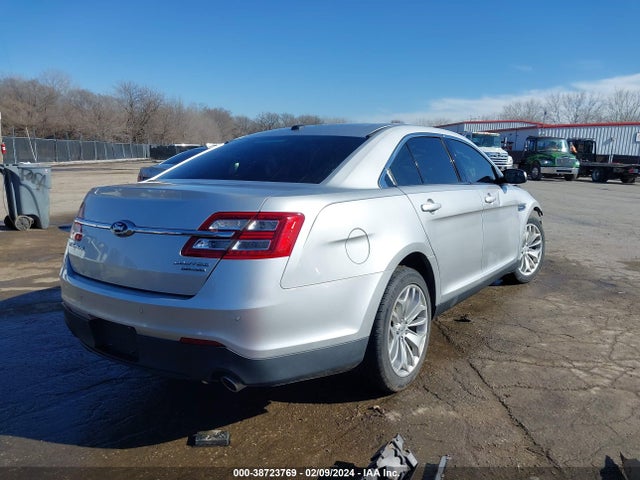 Ford Taurus Limited 2015 1FAHP2F82FG170924 Image 4