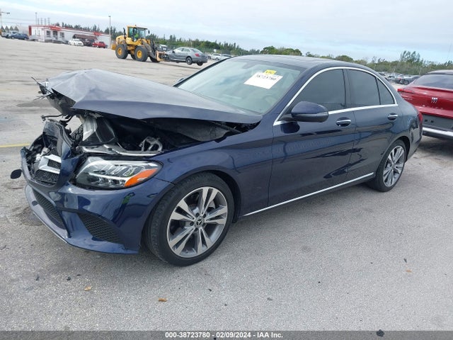 Mercedes-Benz C 300 2019 WDDWF8DB1KR518691 Image 2