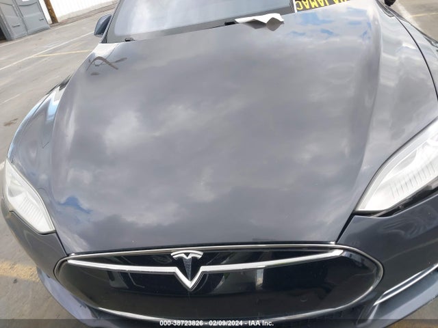 Tesla Model S 60/70/75/85 2016 5YJSA1E18GF132609 Image 10