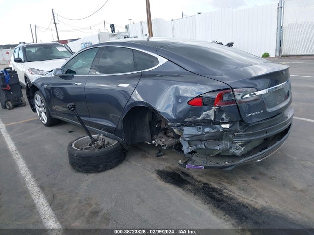 Tesla Model S 60/70/75/85 2016 5YJSA1E18GF132609 Image 3