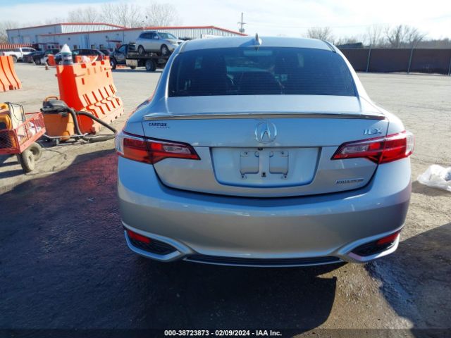 19UDE2F43JA005621 Acura Ilx Special Edition