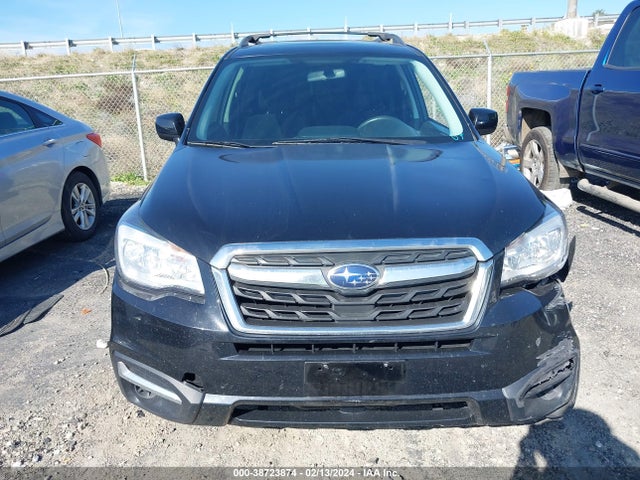 Subaru Forester 2.5i Premium 2017 JF2SJAECXHH403268 Image 12