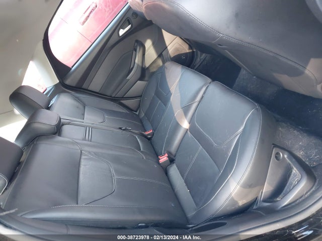 2015 FORD FOCUS TITANIUM VIN: 1FADP3N28FL279476