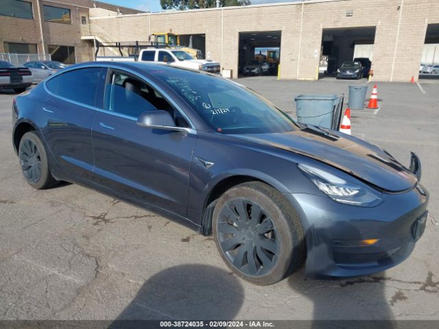 2020 Tesla Model 3 Standard Range Plus Rear-wheel Drive/standard Range Rear-wheel Drive მანქანა იყიდება აუქციონზე, vin: 5YJ3E1EA5LF796739, აუქციონის ნომერი: 38724035