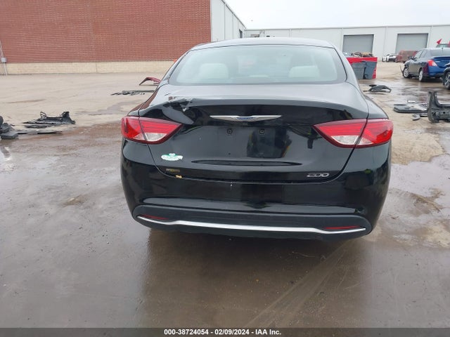 Chrysler 200 Limited 2015 1C3CCCABXFN535729 Image 17