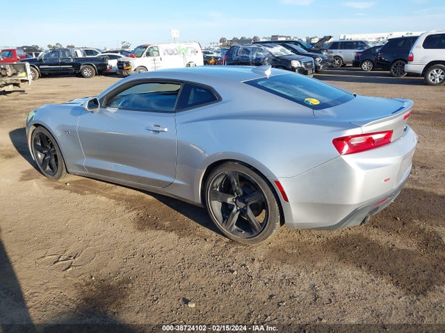 Chevrolet Camaro 2lt 2018 1G1FD1RS5J0170079 Image 3