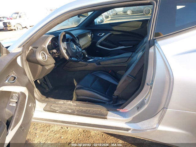 Chevrolet Camaro 2lt 2018 1G1FD1RS5J0170079 Image 6