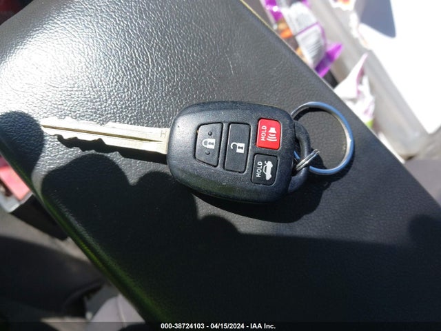 Toyota COROLLA LE 2019 5YFBURHE6KP894550 Image 11