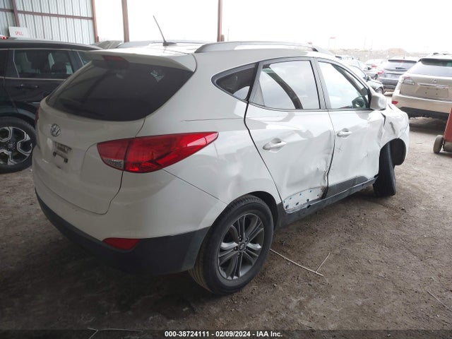 Hyundai TUCSON SE 2015 KM8JU3AG6FU084800 Image 4