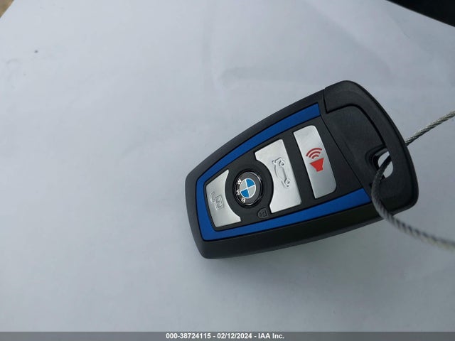 WBA8B3G57JNV01372 BMW 340i