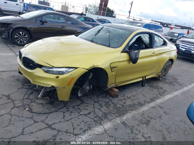BMW M4 2017 WBS3R9C32HA014350 Image 2