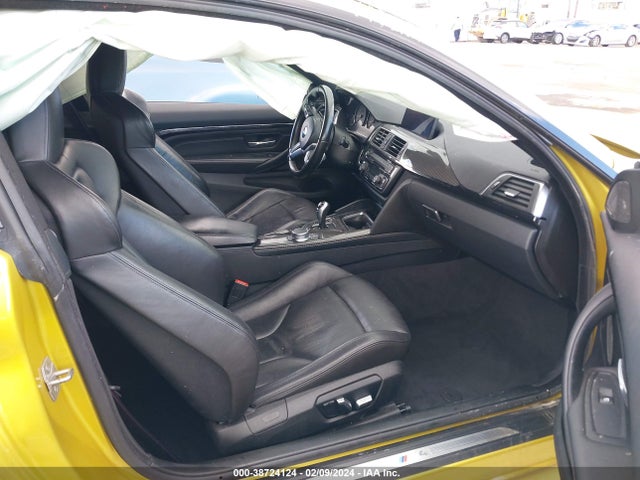 BMW M4 2017 WBS3R9C32HA014350 Image 5