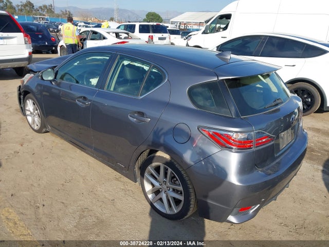 JTHKD5BH5F2249354 Lexus CT 200H