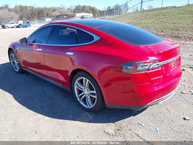 5YJSA1H1XEFP55545 Tesla Model S P85