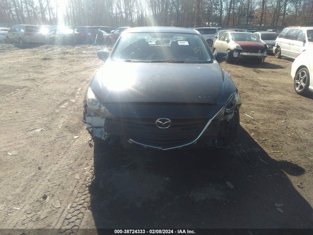 JM1BM1U73E1186502 Mazda Mazda3 I Sport