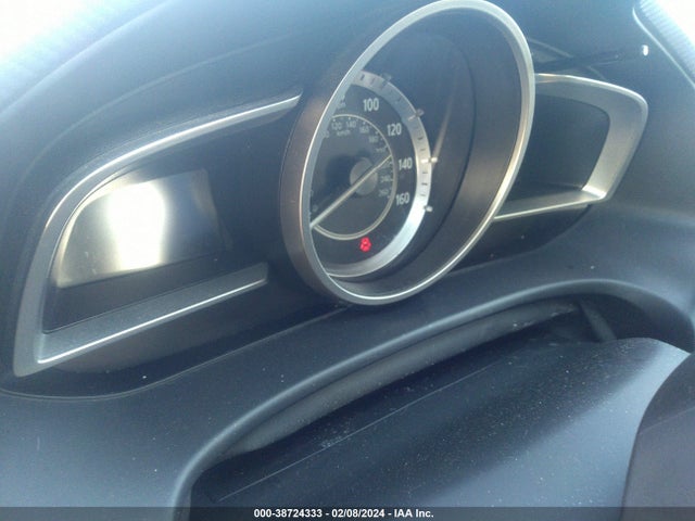 JM1BM1U73E1186502 Mazda Mazda3 I Sport