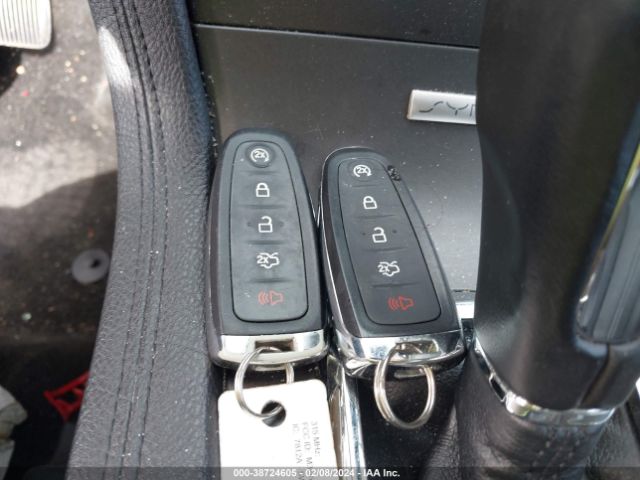 2LMHJ5FK2HBL01174 Lincoln MKT