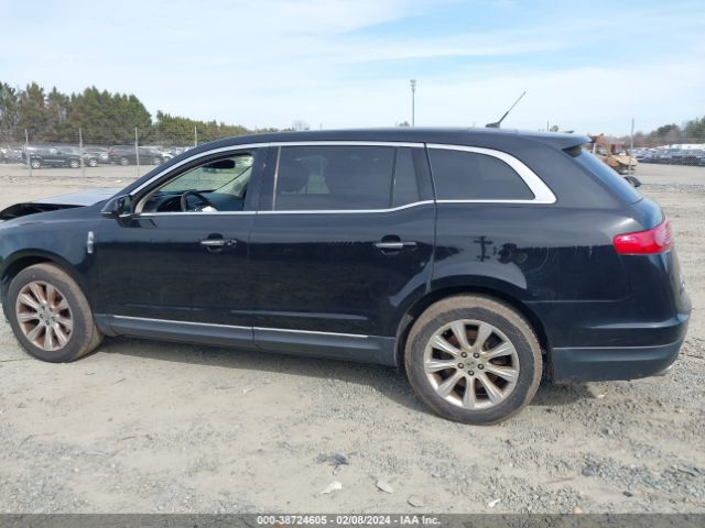 2LMHJ5FK2HBL01174 Lincoln MKT