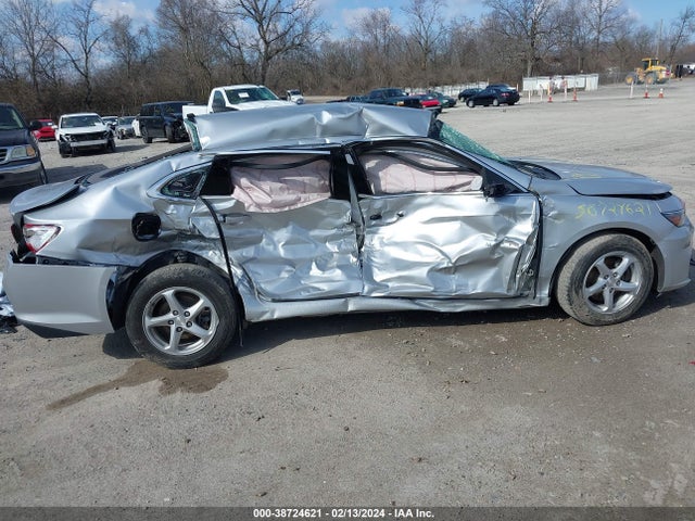 2018 CHEVROLET MALIBU 1FL VIN: 1G1ZC5ST4JF285554