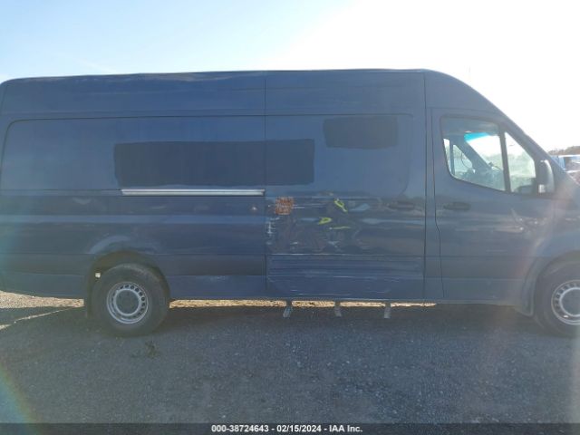 Mercedes-Benz Sprinter 2500 High Roof V6 2019 WD4PF1CD2KP126071 Image 13