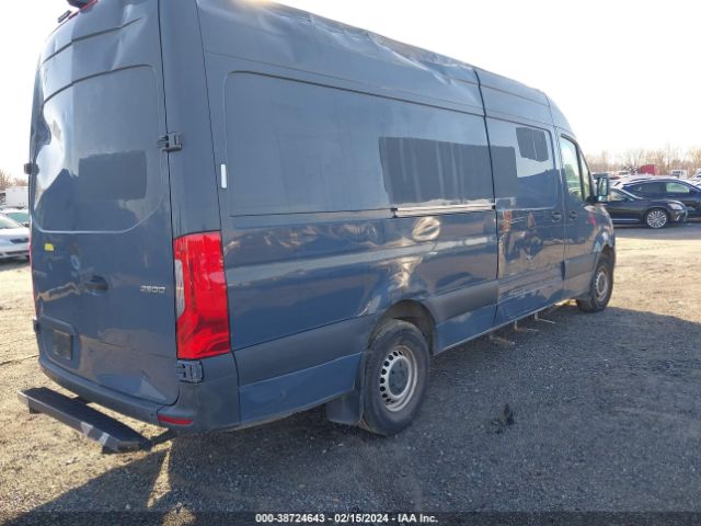 Mercedes-Benz Sprinter 2500 High Roof V6 2019 WD4PF1CD2KP126071 Image 4
