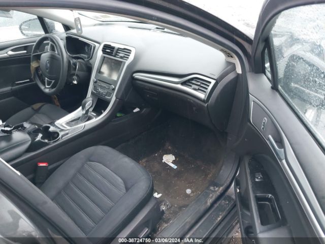 3FA6P0H76GR349333 Ford FUSION SE