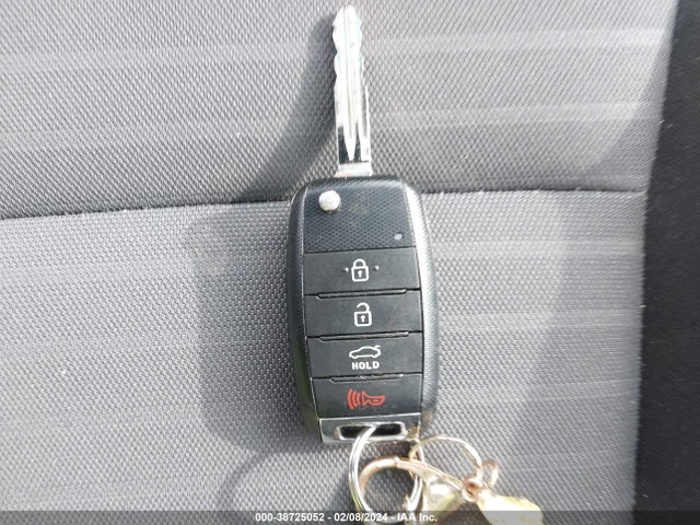 KIA FORTE S 2018 3KPFL4A7XJE238841 Image 11