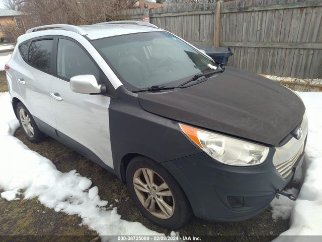 2011 HYUNDAI TUCSON GLS/LIMITED VIN: KM8JU3AC9BU136430