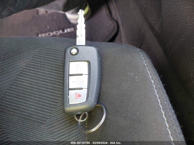 Nissan ROGUE S 2015 KNMAT2MV5FP536004 Image 11
