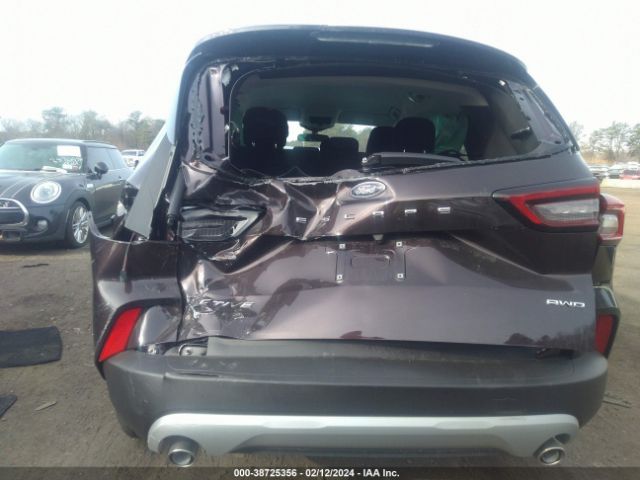 1FMCU9GN3PUB38671 Ford Escape Active